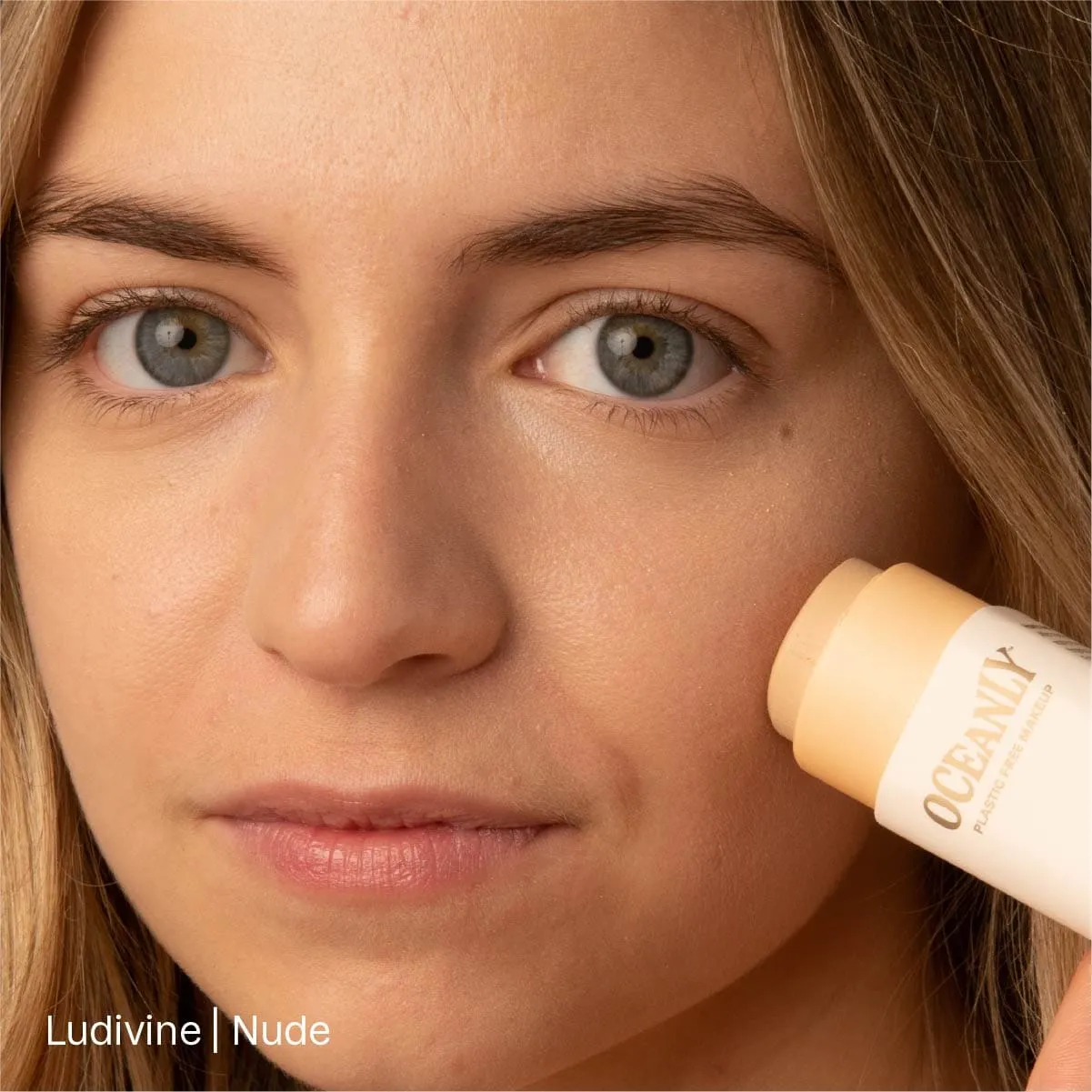 Light Coverage Foundation Stick : Oceanly – Makeup