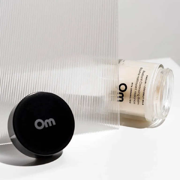 OM - Kaolin   Coconut Milk Radiant Cleansing Balm